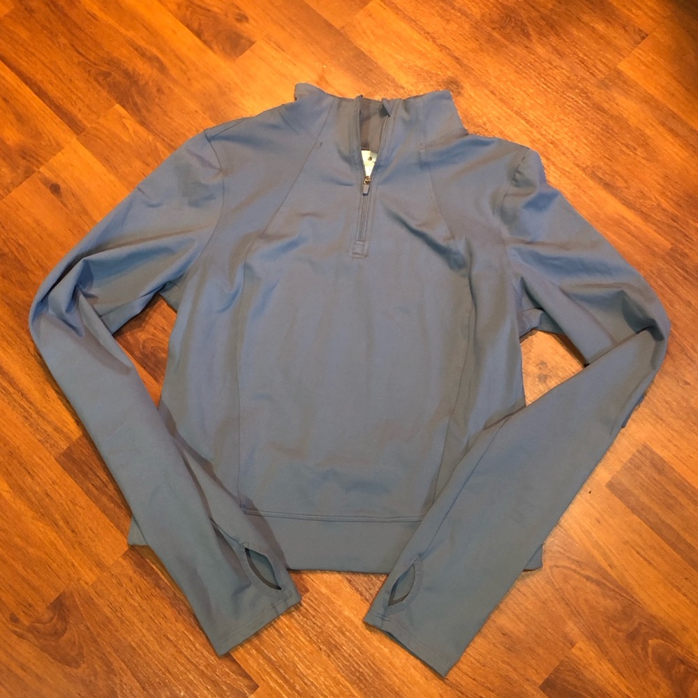 Yogalicious Lux cross train everyday half zip. Size Large. Had thumb holes.